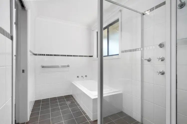 Fifth view of Homely house listing, 4 Gregory Close, Tamworth NSW 2340