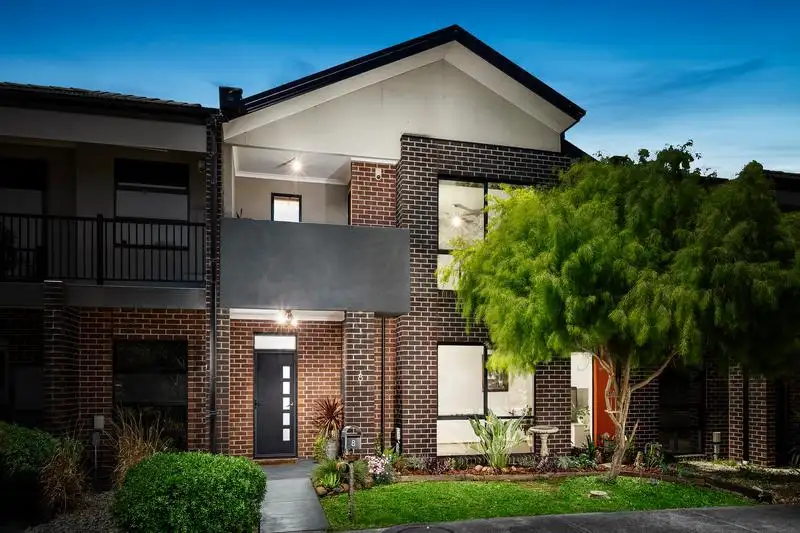 Main view of Homely house listing, 8 Mallard Mews, South Morang VIC 3752