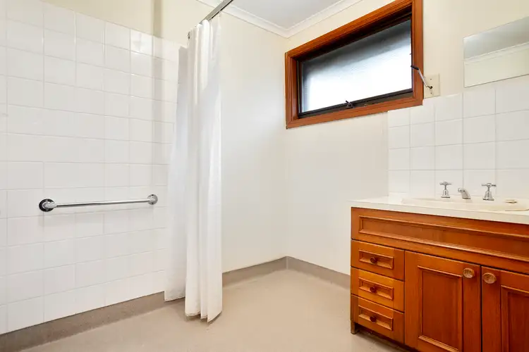 Fourth view of Homely apartment listing, 1/4 Apsley Street, Glenroy VIC 3046