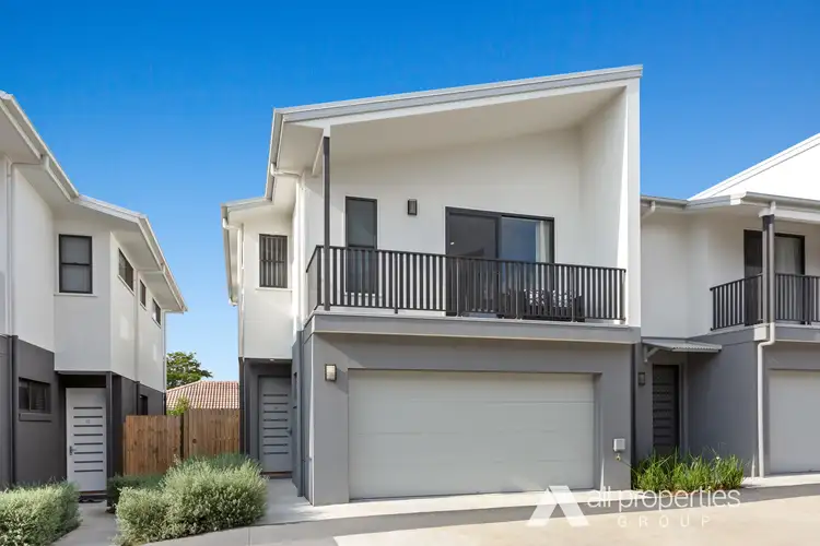 26/27 Sunflower Crescent, Calamvale QLD 4116