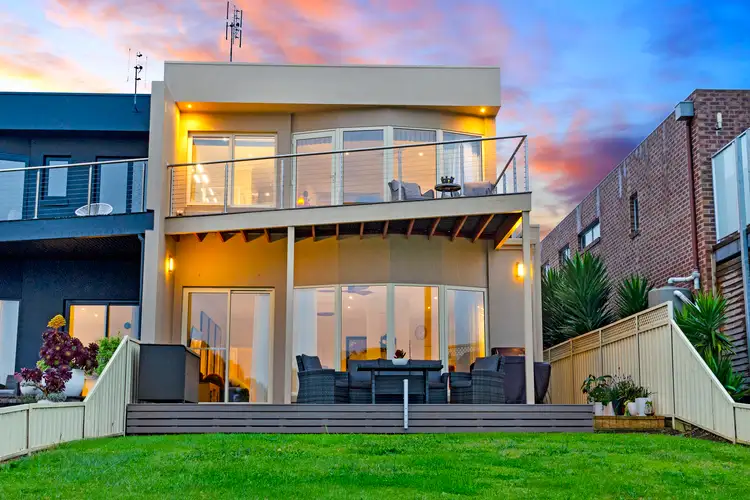 9 Seaview Terrace, Portland VIC 3305