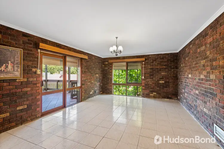 Fifth view of Homely house listing, 8 Castlewood Place, Templestowe VIC 3106