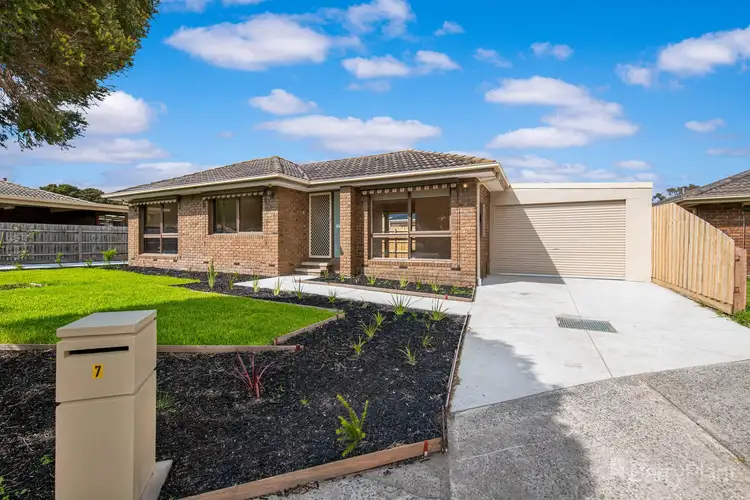 7 Burke Court, Cranbourne North VIC 3977