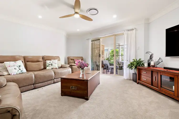 Fifth view of Homely house listing, 2 Caves Court, Caves Beach NSW 2281