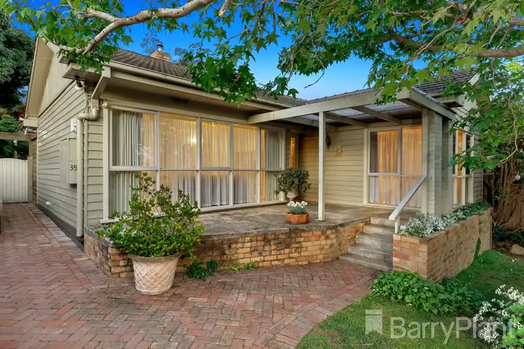 35 Harborne Street, Macleod VIC 3085