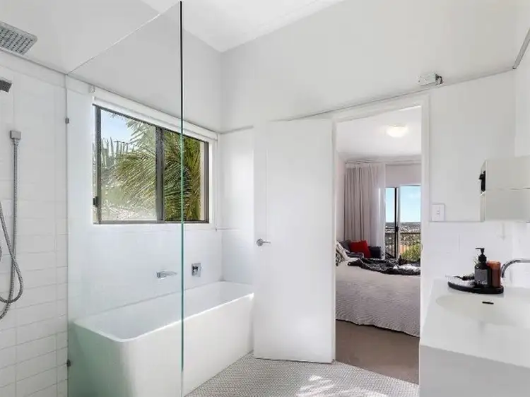 Sixth view of Homely unit listing, 1/10-12 Kalinda Avenue, Mooloolaba QLD 4557