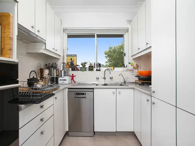 Third view of Homely apartment listing, 2/113 Mount Street, Coogee NSW 2034