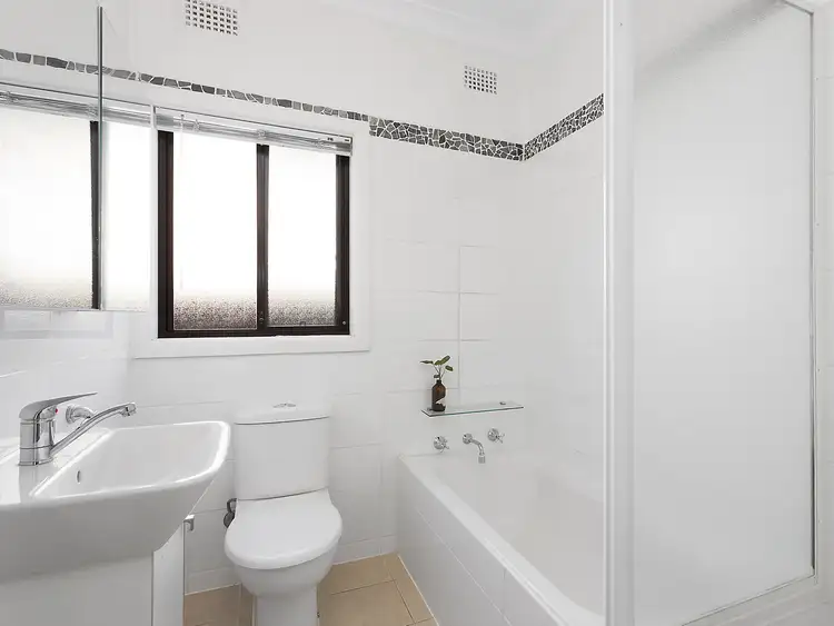 Fourth view of Homely house listing, 5 Elbe Street, Seven Hills NSW 2147