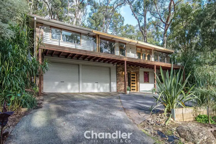 6 Kitchener Road, Tecoma VIC 3160