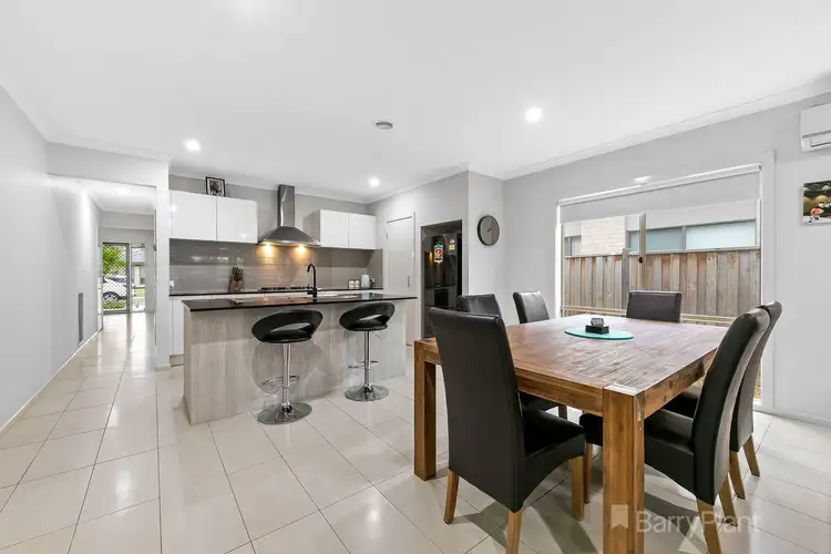 Third view of Homely house listing, 17 Warrego Circuit, Sandhurst VIC 3977