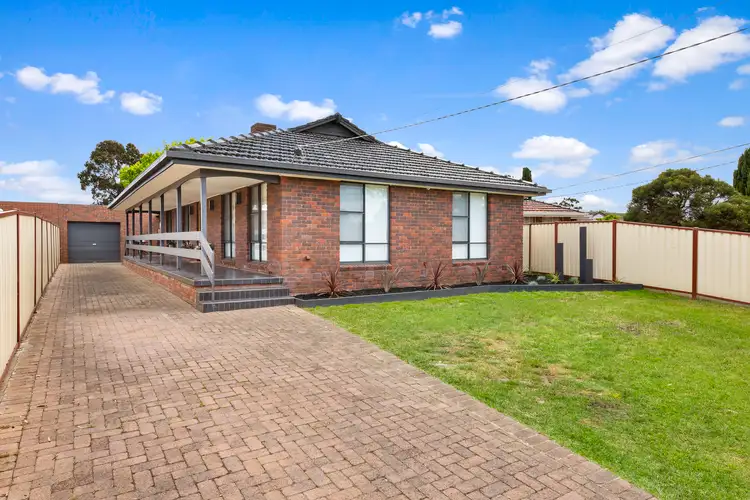 5 Narong Place, Keilor Downs VIC 3038