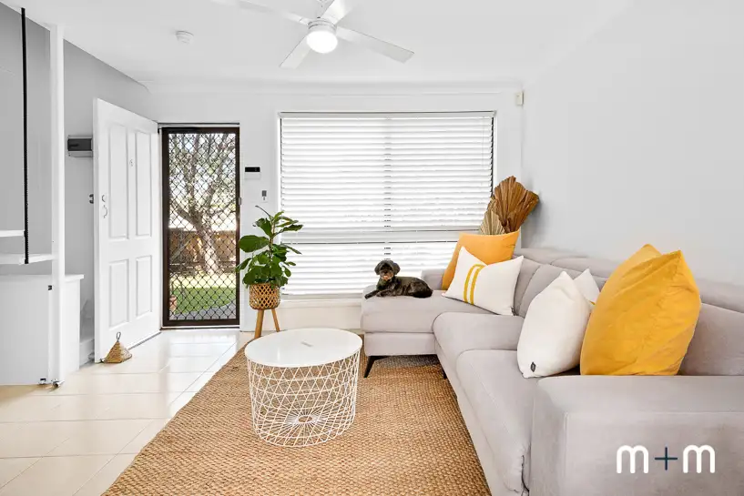 Main view of Homely townhouse listing, 4/1 The Avenue, Bellambi NSW 2518