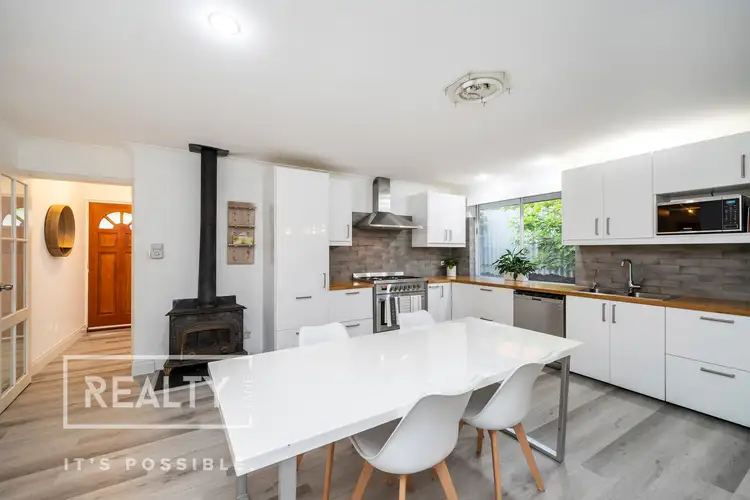 Fourth view of Homely house listing, 6 Lucine Court, Heathridge WA 6027