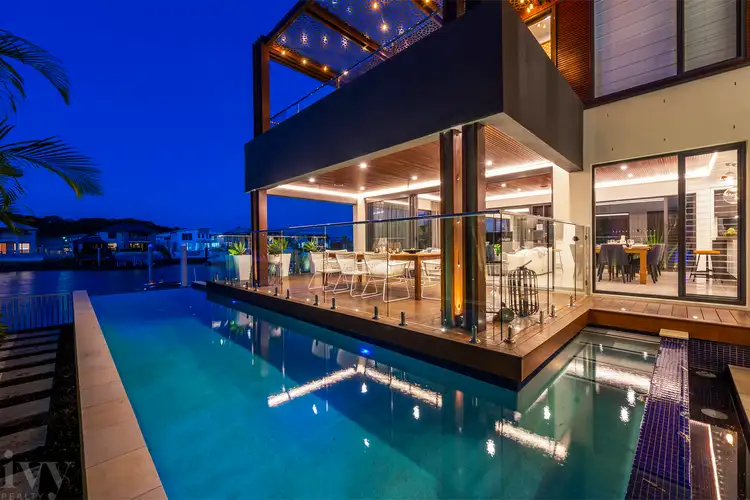 45 Cova Boulevard, Hope Island QLD 4212