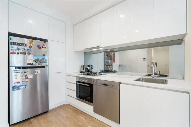 Fifth view of Homely apartment listing, 305/21 Queen Street, Blackburn VIC 3130