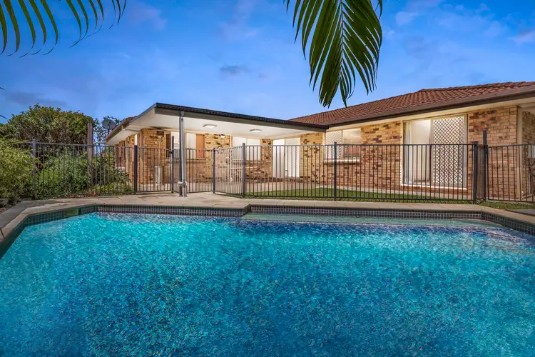 23 Webber Place, Wynnum West QLD 4178