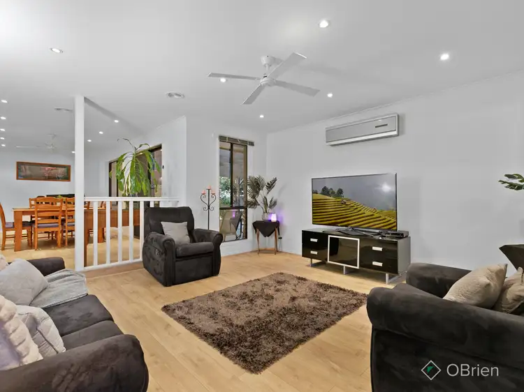 Second view of Homely house listing, 1 Sue Place, Carrum Downs VIC 3201