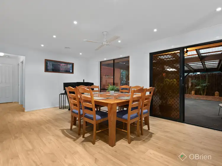 Fifth view of Homely house listing, 1 Sue Place, Carrum Downs VIC 3201