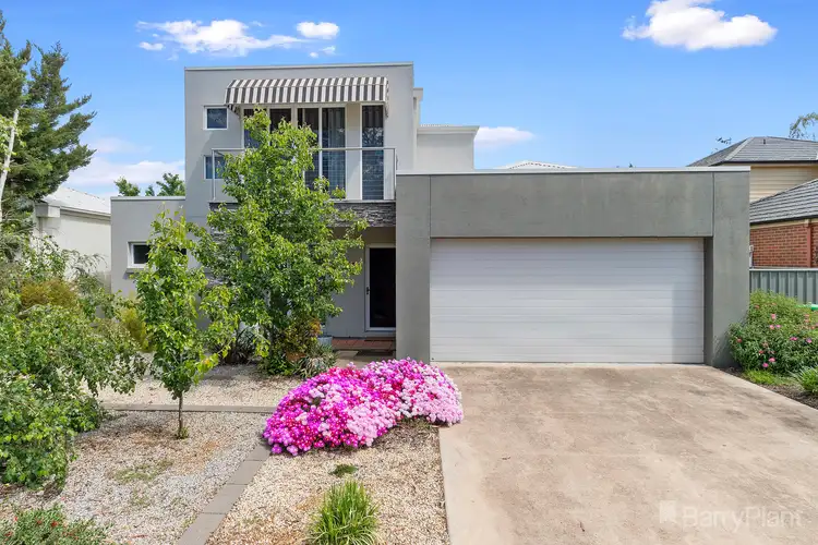6 The Boulevard, White Hills VIC 3550
