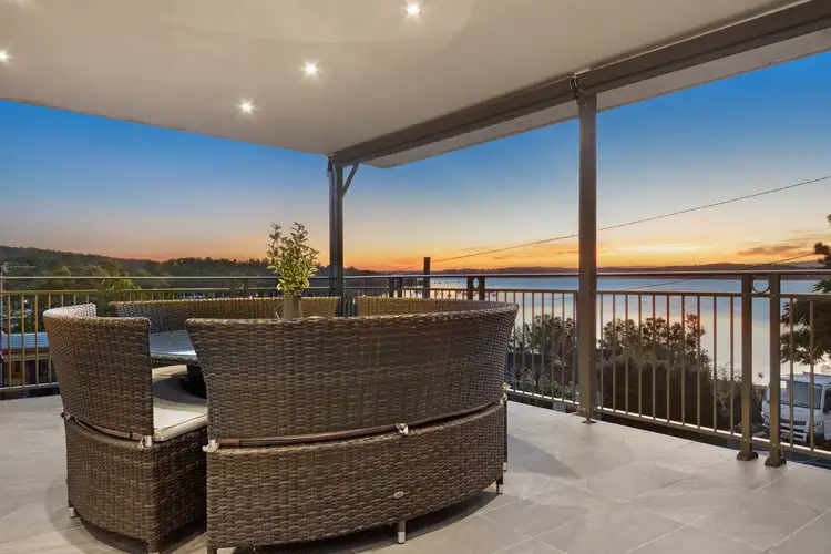 36 Beryl Street, Warners Bay NSW 2282