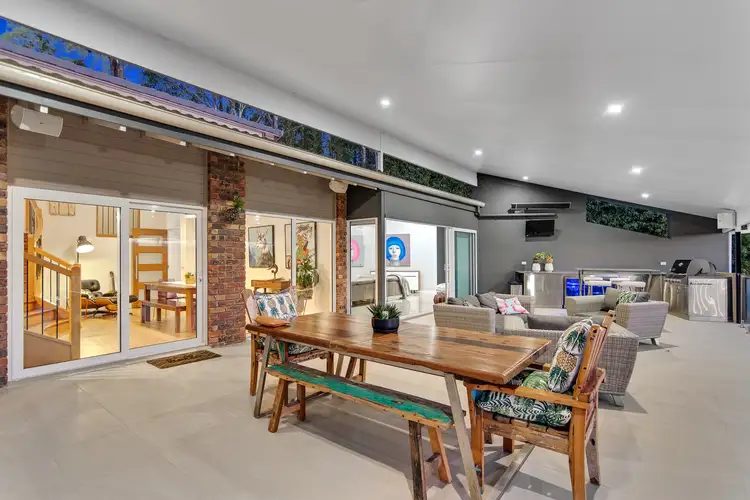 45 Ladds Ridge Road, Burleigh Heads QLD 4220