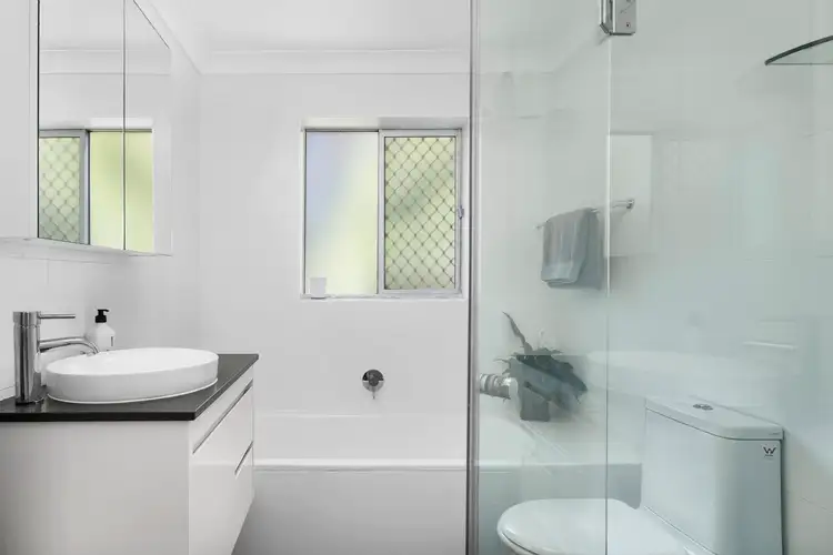 Sixth view of Homely apartment listing, 5/39 Ocean Street, Bondi NSW 2026