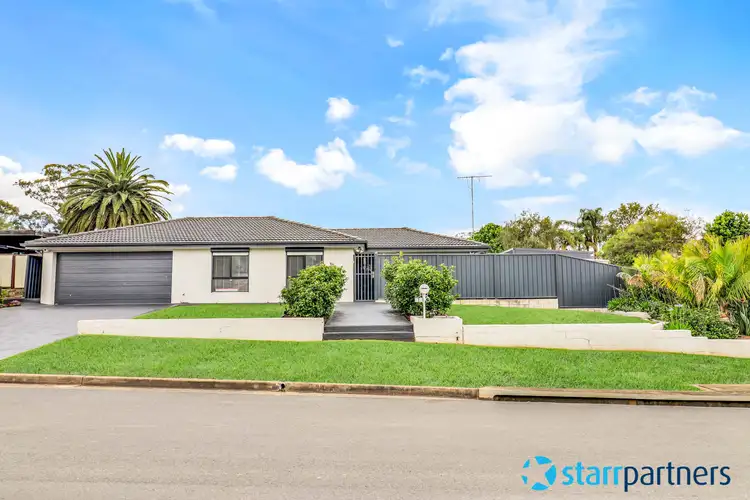 1 Fleece Close, St Clair NSW 2759