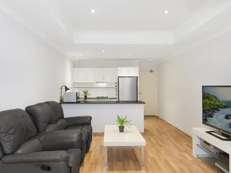 Main view of Homely unit listing, 7/6-7 Funda Place, Brookvale NSW 2100
