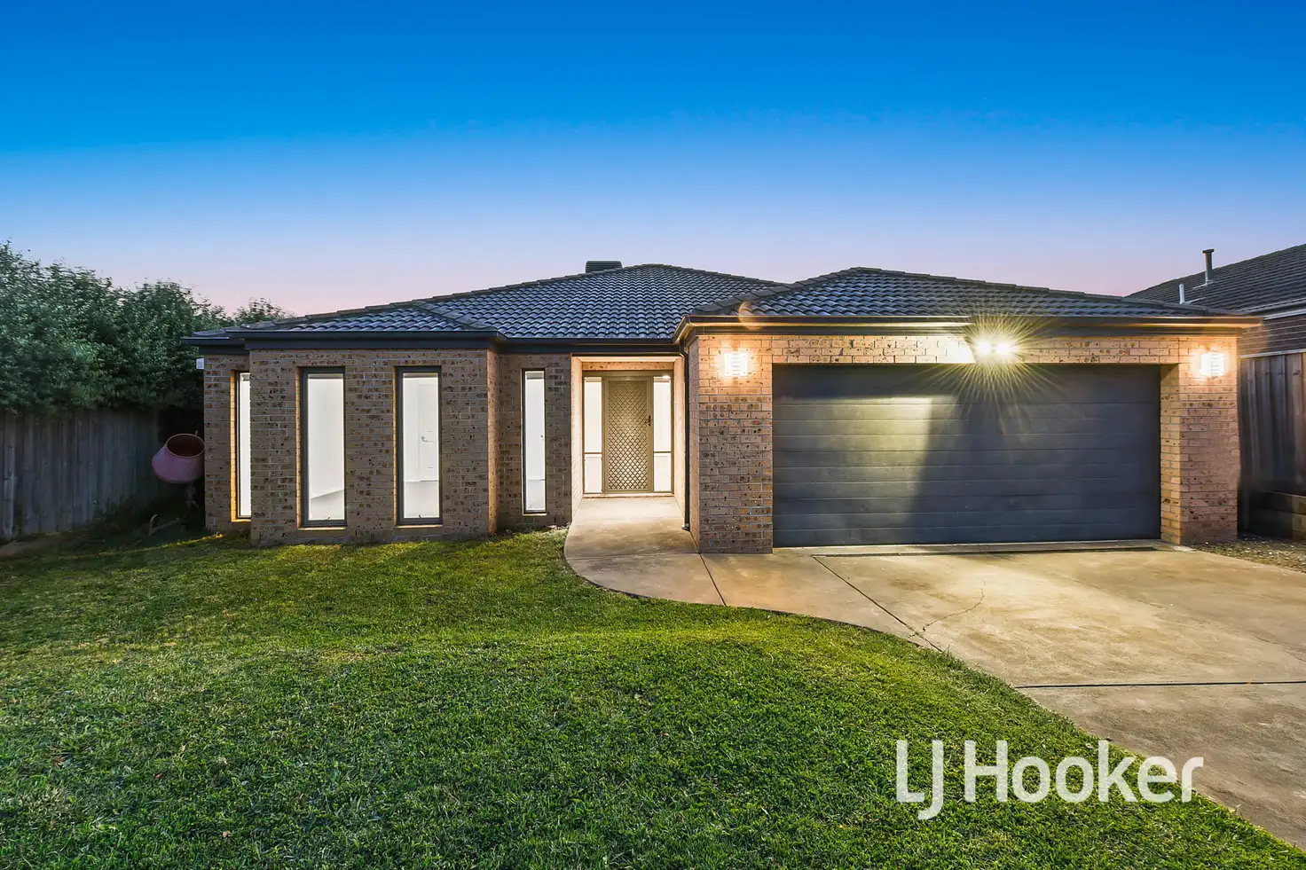 Main view of Homely house listing, 2 Carmody Court, Cranbourne VIC 3977