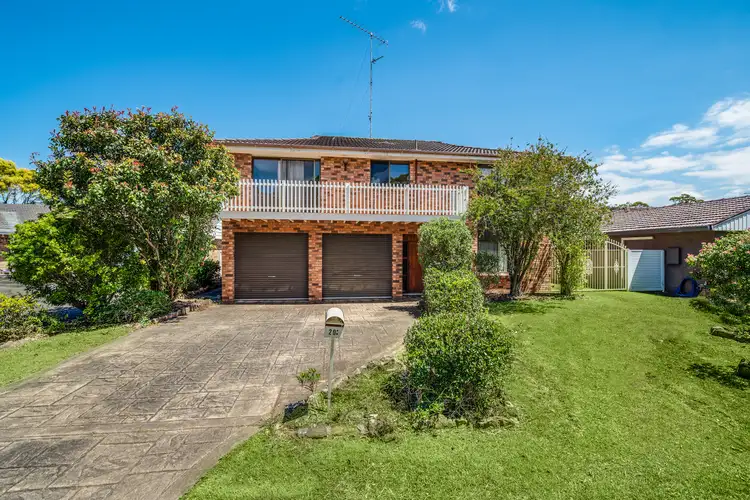 20 Regal Way, Valentine NSW 2280