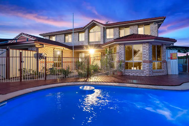 6 Lakes Entrance, Meadowbrook QLD 4131