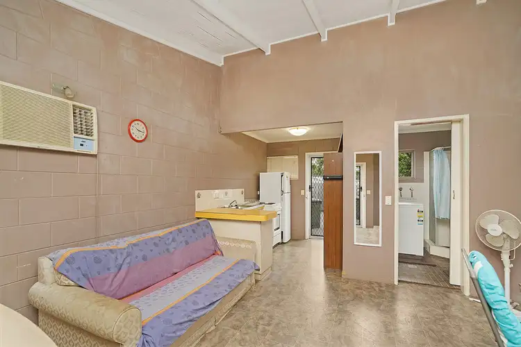 Seventh view of Homely unit listing, 5/31 Miles Street, Manoora QLD 4870
