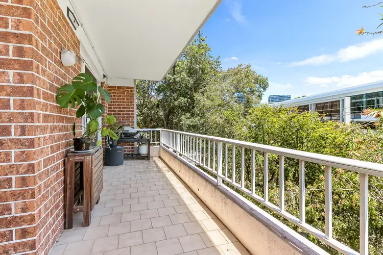 Second view of Homely apartment listing, 6/5 Clarence Avenue, Dee Why NSW 2099