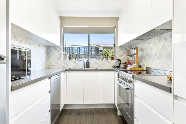 Fourth view of Homely apartment listing, 6/5 Clarence Avenue, Dee Why NSW 2099