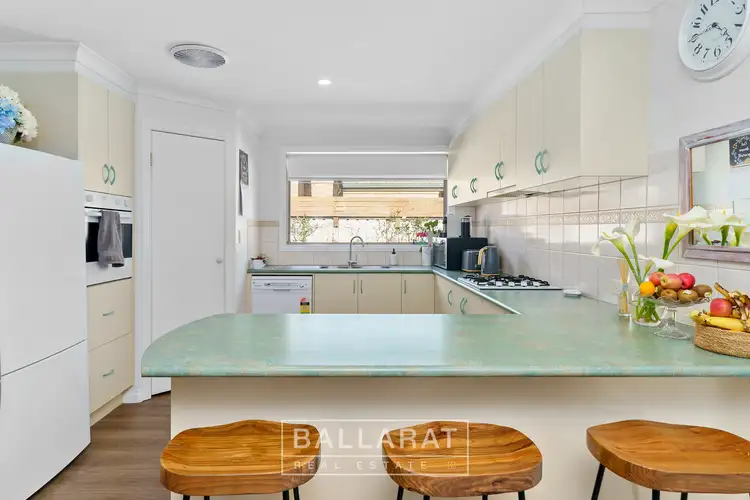 Fifth view of Homely house listing, 11 Boulevarde Drive, Alfredton VIC 3350