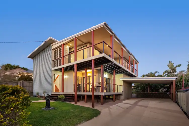 56 Grainger Street, Wynnum West QLD 4178