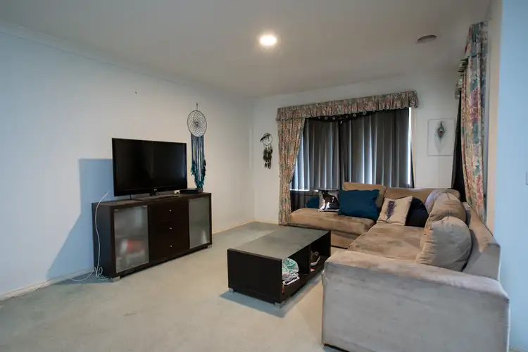 Third view of Homely house listing, 8 Talbot Close, Wodonga VIC 3690
