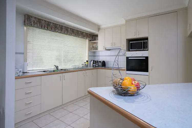 Fourth view of Homely house listing, 8 Talbot Close, Wodonga VIC 3690