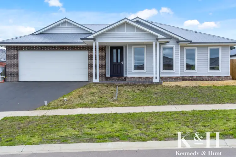 5 Scentbark Way, Gisborne VIC 3437