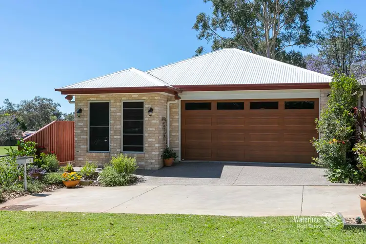 Second view of Homely house listing, 31 Dundas Place, Ormiston QLD 4160