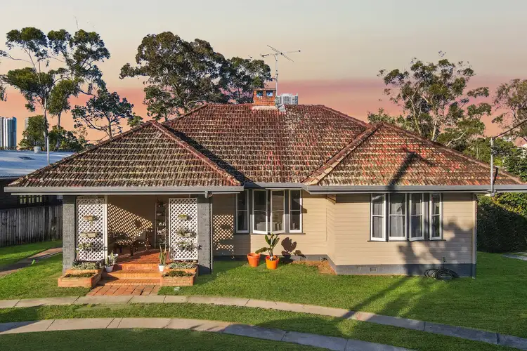 11 Charlton Street, Southport QLD 4215