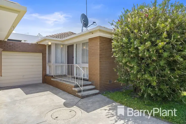 2/8-10 Ballater Avenue, Newtown VIC 3220