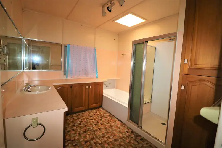 Sixth view of Homely house listing, 224 Churchill Street, Childers QLD 4660