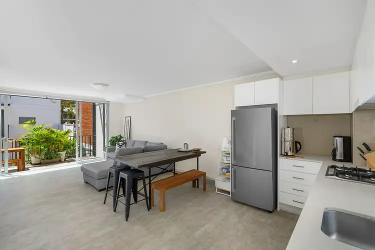 10/5-7 Careel Head Road, Avalon Beach NSW 2107