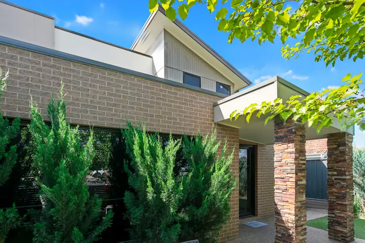 1/53 Weeroona Avenue, White Hills VIC 3550