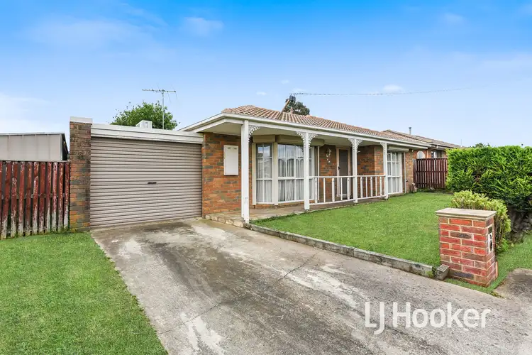 2/39 General Joshua Drive, Hampton Park VIC 3976
