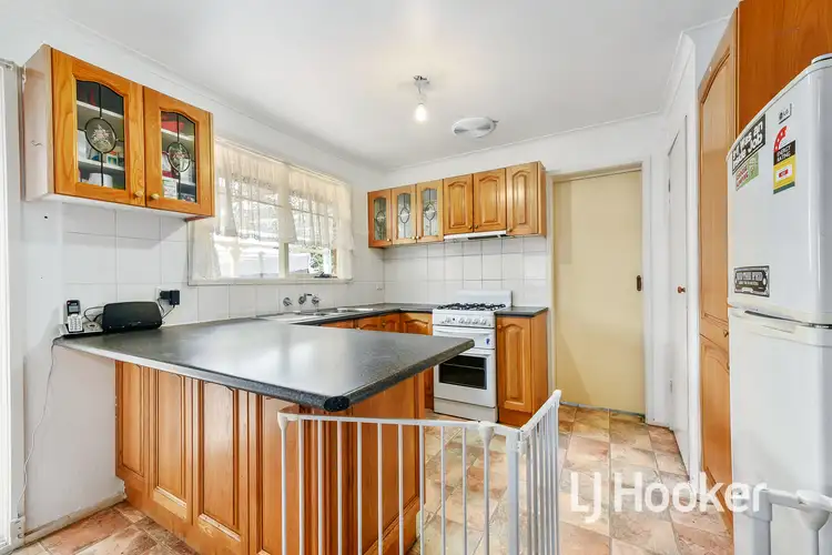 Fifth view of Homely unit listing, 2/39 General Joshua Drive, Hampton Park VIC 3976