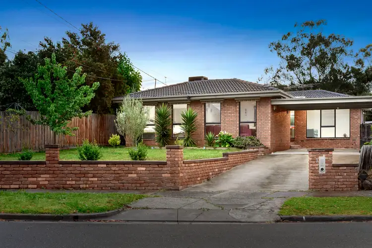 1 Avro Court, Strathmore Heights VIC 3041