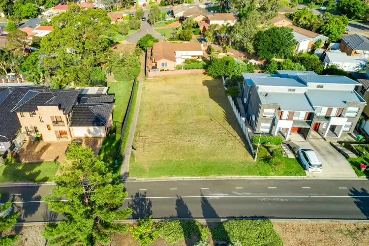 131 Englorie Park Drive, Glen Alpine NSW 2560