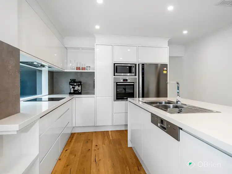Third view of Homely house listing, 2 Colwyn Close, Langwarrin VIC 3910